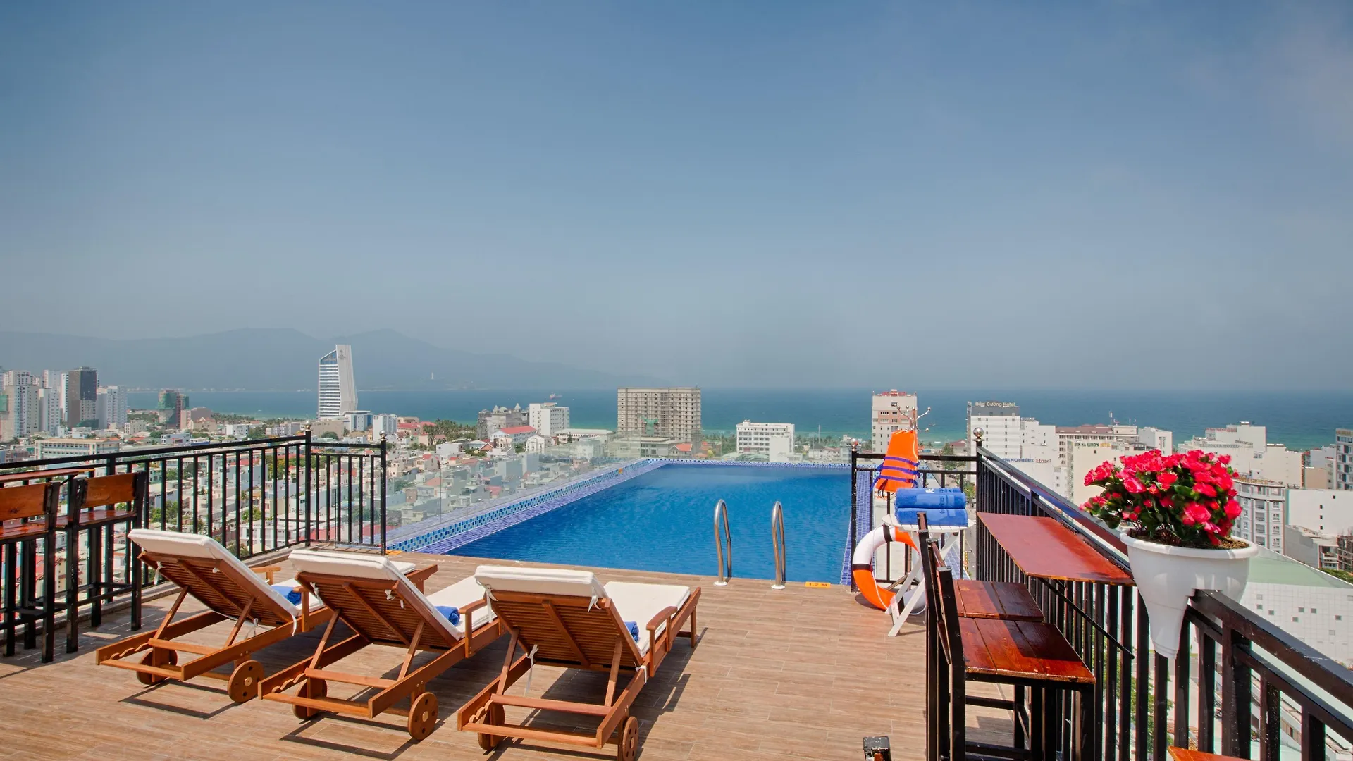 Fivitel King Otel Da Nang 4*,  Vietnam