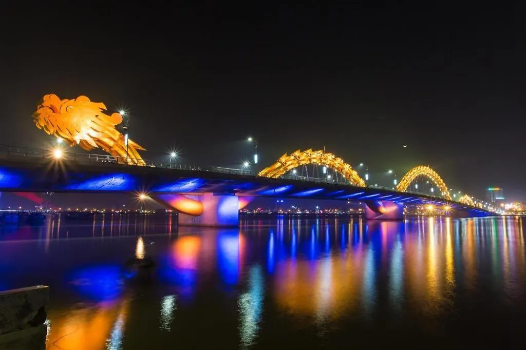 Fivitel King Otel Da Nang 4*,